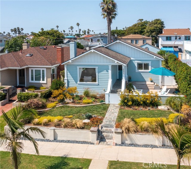 231 Avenue D, Redondo Beach, California 90277, 4 Bedrooms Bedrooms, ,2 BathroomsBathrooms,Residential,Sold,Avenue D,SB21179835