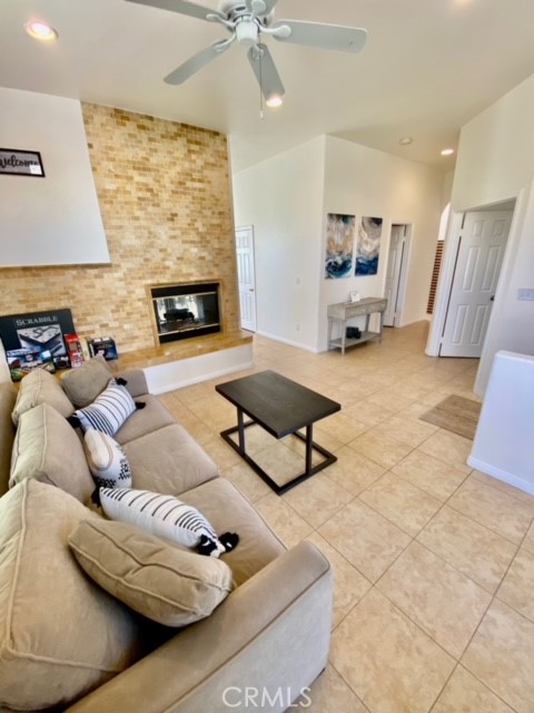 Detail Gallery Image 7 of 27 For 66031 Avenida Barona, Desert Hot Springs,  CA 92240 - 3 Beds | 2 Baths