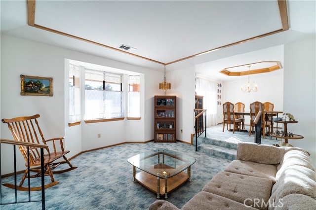 Detail Gallery Image 12 of 35 For 14032 Tioga St, Oak Hills,  CA 92344 - 4 Beds | 3 Baths