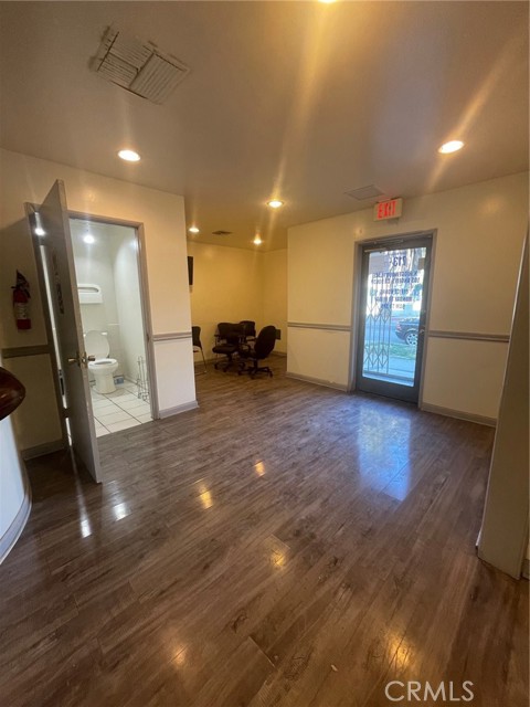  Commercial for Sale in Los Angeles, California