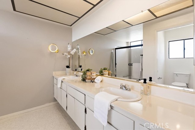 524 Topside Place, Diamond Bar CA: https://media.crmls.org/medias/2ba1531f-3db7-43e6-9118-aee052936a68.jpg
