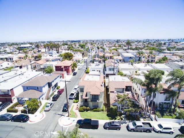 Detail Gallery Image 33 of 33 For 132 St Joseph Ave, Long Beach,  CA 90803 - 4 Beds | 2 Baths