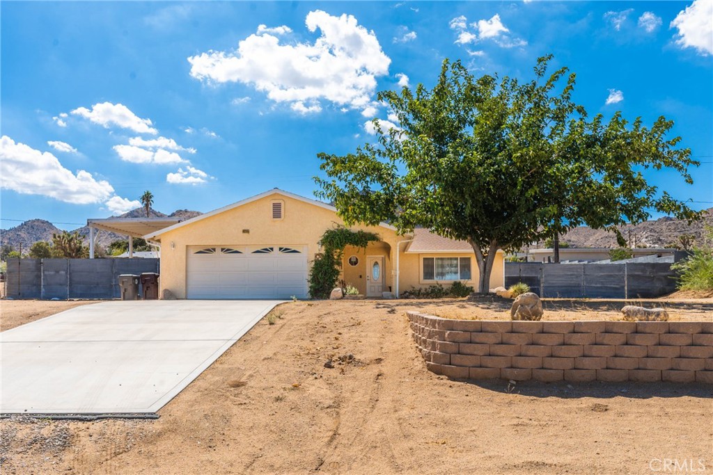 60205 Latham, Joshua Tree, CA 92252