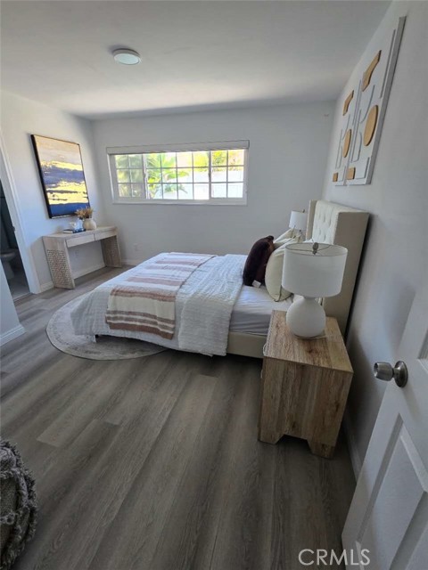 Detail Gallery Image 8 of 11 For 6971 Dresden Cir, Huntington Beach,  CA 92647 - 3 Beds | 2 Baths