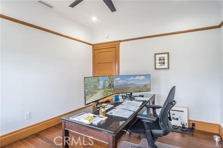 https://media.crmls.org/medias/2ba3a18a-35f4-44c2-aa70-f0cc4c80f66b.jpg?preset=X-Large