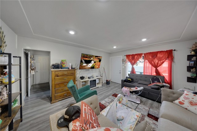 Detail Gallery Image 19 of 32 For 3218 Euclid, Lynwood,  CA 90262 - – Beds | – Baths