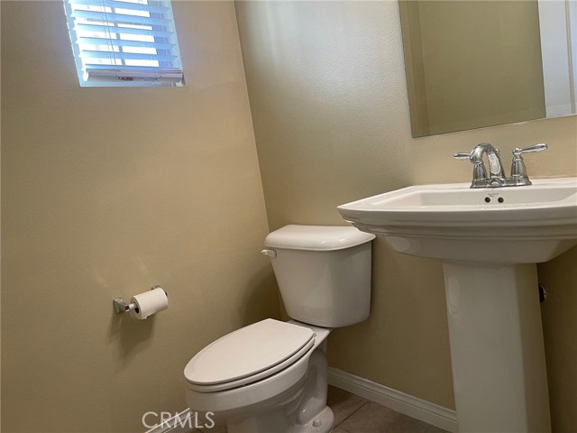 Detail Gallery Image 8 of 24 For 6020 Grace, Chino,  CA 91710 - 3 Beds | 2/1 Baths