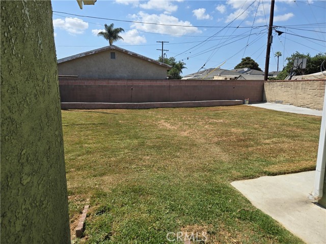 16513 S Pannes Avenue, Compton CA: https://media.crmls.org/medias/2ba426ad-e834-4145-b004-84da9aaa4991.jpg