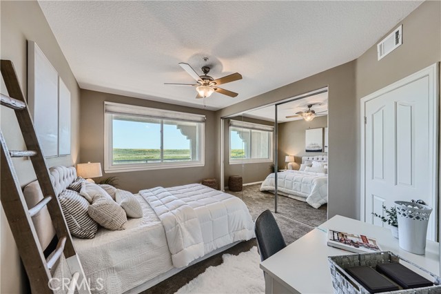 Detail Gallery Image 34 of 39 For 4167 Warner Ave #101,  Huntington Beach,  CA 92649 - 2 Beds | 2 Baths