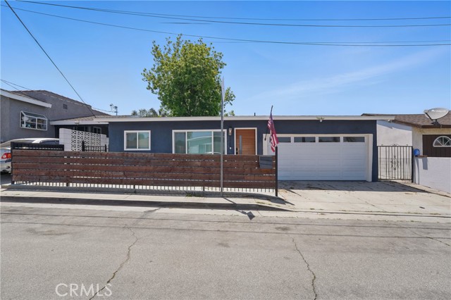 Detail Gallery Image 2 of 32 For 1343 Cordon Dr, City Terrace,  CA 90063 - 3 Beds | 1 Baths