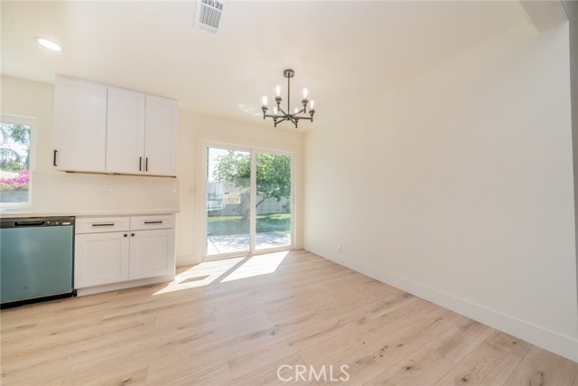 Detail Gallery Image 8 of 47 For 9905 Elm, Fontana,  CA 92335 - 4 Beds | 2 Baths