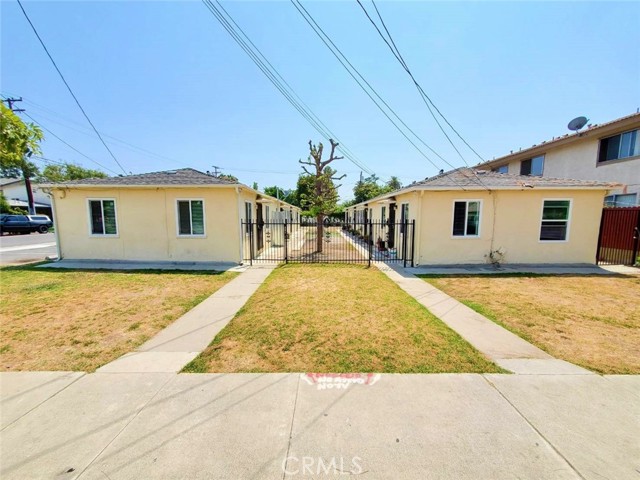 Well maintained single story 8 units apartment complex for sale. Approx. 31% Upside in Rent. 8 units complex features 2 buildings side by side (4 units in each building). All 1 Bed/ 1 Bath units. 4,155 building sf., 9,692 sf. lot size. Ample parking spaces.  Convenient location to I-5 FWY.