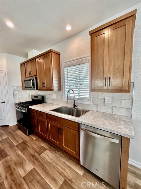 Detail Gallery Image 25 of 34 For 1536 S State St #80,  Hemet,  CA 92543 - 3 Beds | 2 Baths