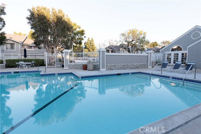 Detail Gallery Image 11 of 12 For 3500 S Greenville, Santa Ana,  CA 92704 - 2 Beds | 2 Baths