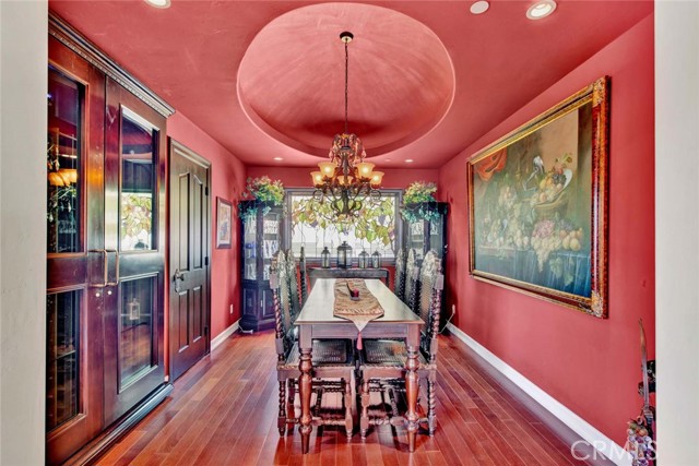 Detail Gallery Image 37 of 54 For 1532 Kensing Ln, North Tustin,  CA 92705 - 5 Beds | 6/2 Baths