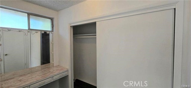 Detail Gallery Image 39 of 47 For 22819 Mariano St, Woodland Hills,  CA 91367 - – Beds | – Baths