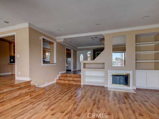 Detail Gallery Image 21 of 29 For 65 Lakeshore #13,  Irvine,  CA 92604 - 4 Beds | 3 Baths