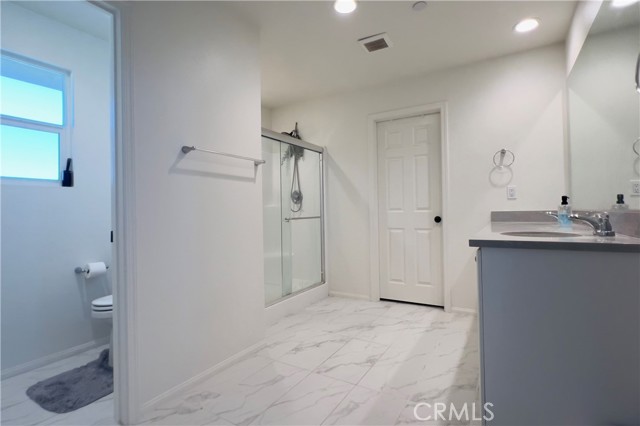 45617 6th E Street, Lancaster CA: https://media.crmls.org/medias/2bacd697-ece6-47e8-a960-7ca3bf2253f0.jpg