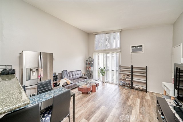832 Coriander Drive, Torrance CA: https://media.crmls.org/medias/2bad2fc6-3748-4160-9b76-b29e4da1164b.jpg