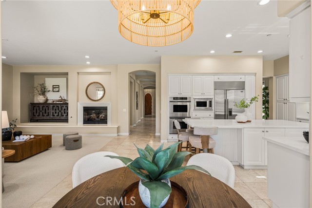 Detail Gallery Image 30 of 63 For 10533 Emerson Bend, Tustin,  CA 92782 - 4 Beds | 3/1 Baths