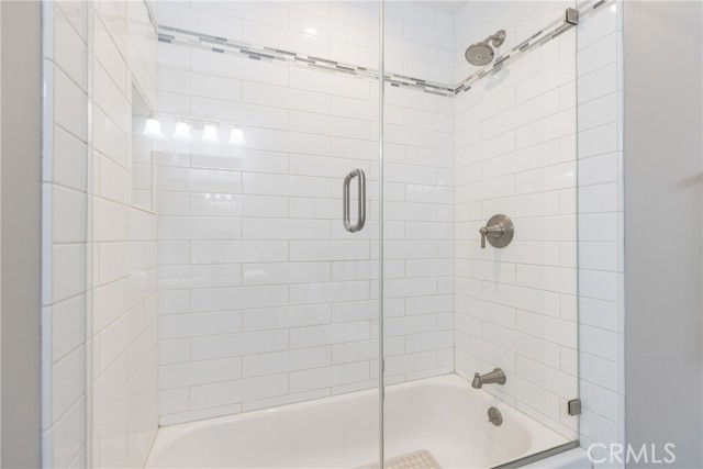 Detail Gallery Image 14 of 21 For 2819 Lakeridge Ln, Westlake Village,  CA 91361 - 2 Beds | 2 Baths