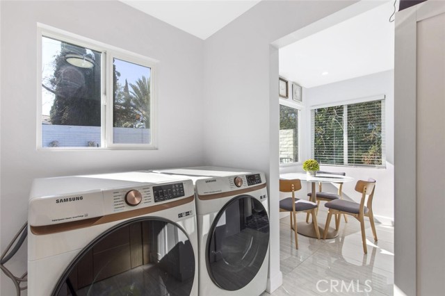 22444 Venido Road, Woodland Hills CA: https://media.crmls.org/medias/2baf2c90-2c01-4020-86ee-dc3ab4ee0ade.jpg