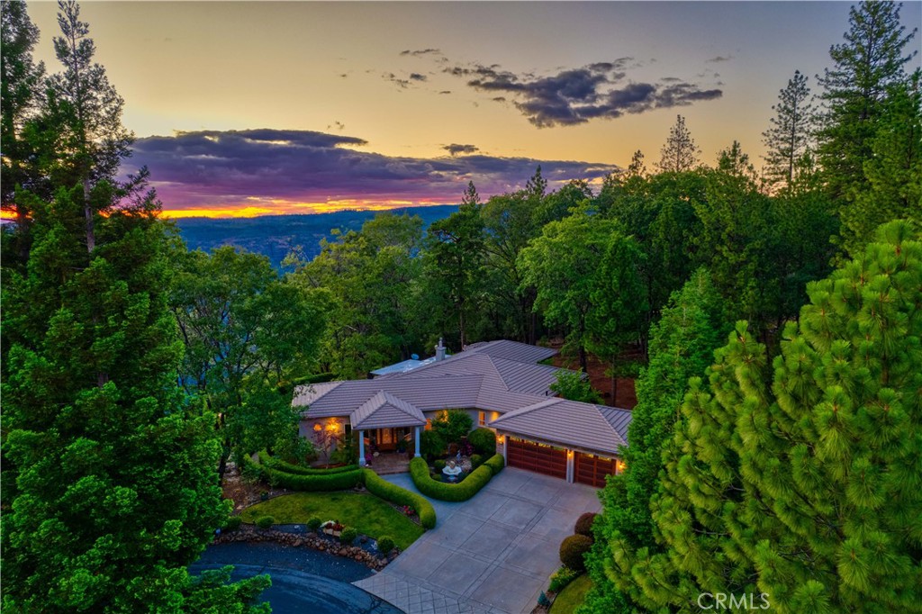 15111 Woodland Park Drive, Forest Ranch, CA 95942
