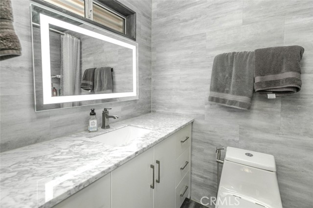 Detail Gallery Image 16 of 22 For 7947 1/2 Ethel Ave, North Hollywood,  CA 91605 - 3 Beds | 2 Baths