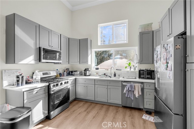 Detail Gallery Image 4 of 46 For 6800 Arlington, Riverside,  CA 92504 - – Beds | – Baths