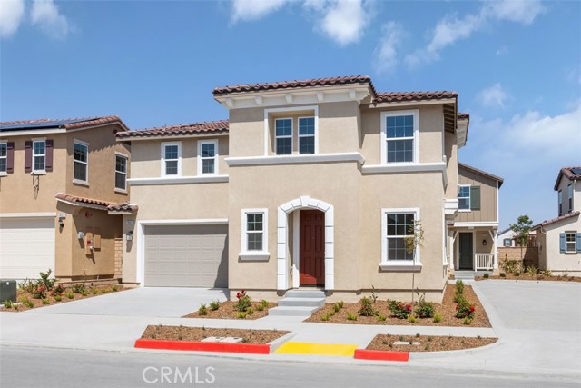 16031 Cochise Court, Chino CA: https://media.crmls.org/medias/2bb192be-e9a7-439c-9d74-41eec78cdf76.jpg