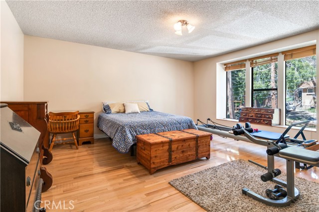 Detail Gallery Image 21 of 30 For 5941 Lake Dr, Angelus Oaks,  CA 92305 - 3 Beds | 2/1 Baths