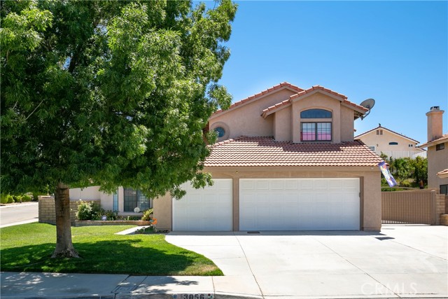 Detail Gallery Image 4 of 30 For 3056 Dolomite Ave, Palmdale,  CA 93550 - 4 Beds | 3 Baths