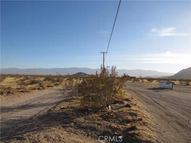Detail Gallery Image 7 of 10 For 17485 Fern Rd, Lucerne Valley,  CA 92356 - – Beds | – Baths