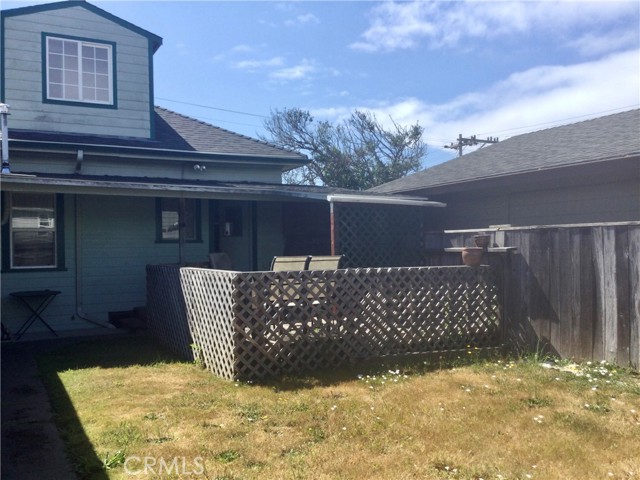 Detail Gallery Image 18 of 21 For 2315 J St, Eureka,  CA 95501 - 3 Beds | 2 Baths