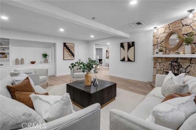 Detail Gallery Image 27 of 48 For 19261 Brae, Santa Ana,  CA 92705 - 4 Beds | 2 Baths
