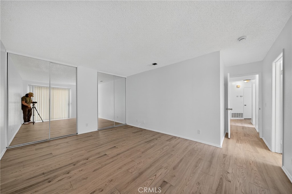 MLS #OC25244729 image #29