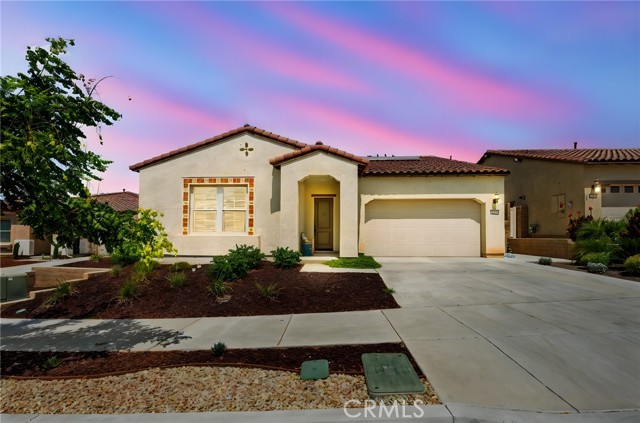24184 Crestley Drive, Corona CA: https://media.crmls.org/medias/2bb604ec-d8ed-4593-8b6c-4719295d9c0c.jpg