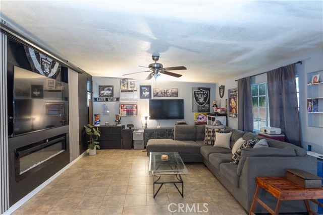 Detail Gallery Image 14 of 28 For 7412 Lindsey Ave., Pico Rivera,  CA 90660 - 2 Beds | 1 Baths