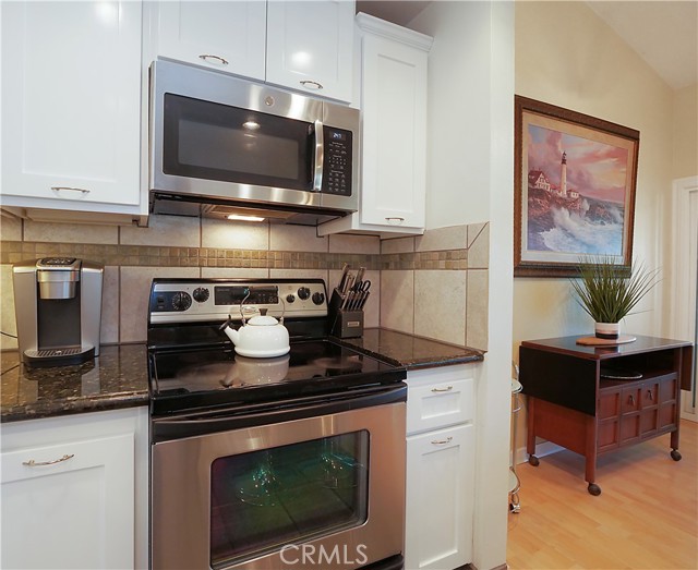 607 Prospect Avenue, Redondo Beach, California 90277, 3 Bedrooms Bedrooms, ,2 BathroomsBathrooms,Residential,Sold,Prospect,SB21231300