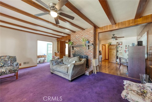 6232 Riverton Avenue, North Hollywood CA: https://media.crmls.org/medias/2bb6f38f-4096-485c-9a1c-08189b417587.jpg