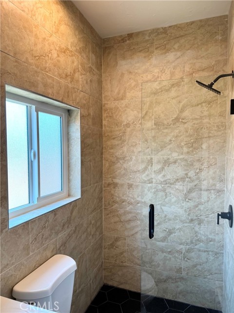 315 N Alvarado Street, Los Angeles CA: https://media.crmls.org/medias/2bb723a0-e70a-4a43-b344-d12e90d7bf1f.jpg
