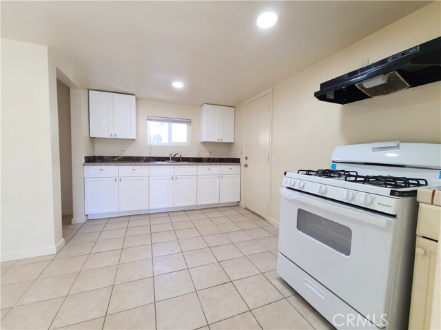 Detail Gallery Image 10 of 22 For 35216 Avenue D, Yucaipa,  CA 92399 - 2 Beds | 1 Baths