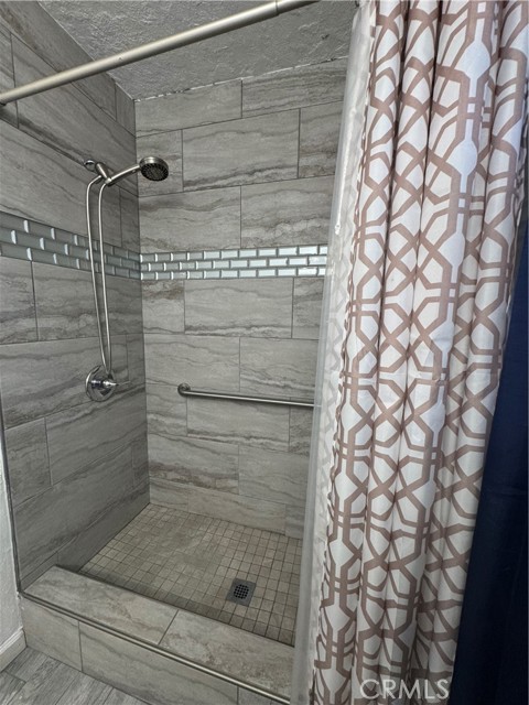 Detail Gallery Image 7 of 22 For 445 W Yale Ave, Coalinga,  CA 93210 - 2 Beds | 1 Baths
