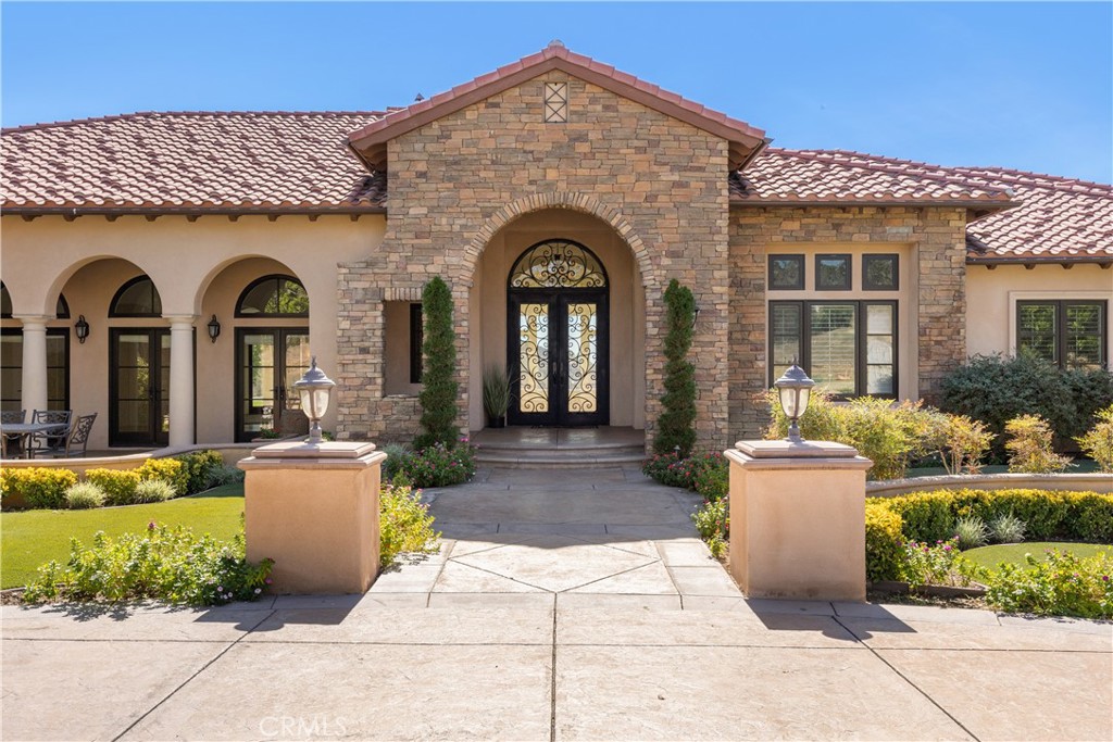 10727 W Stallion Ranch Road