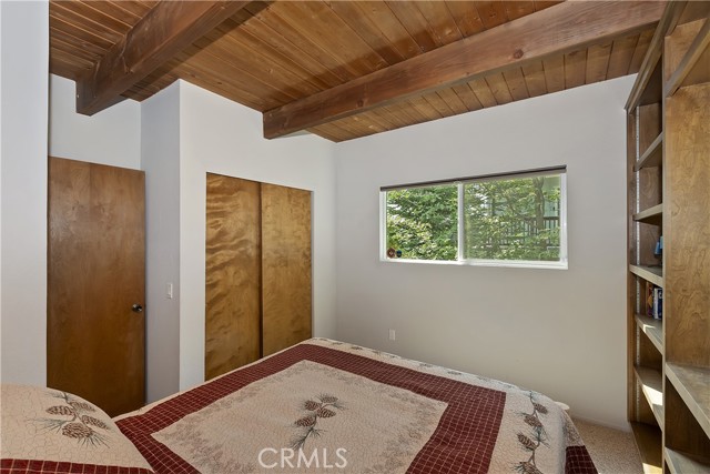 Detail Gallery Image 17 of 54 For 26354 Spyglass Dr, Lake Arrowhead,  CA 92352 - 3 Beds | 2 Baths