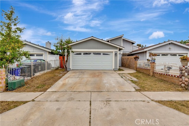 Detail Gallery Image 1 of 37 For 16152 Orange Ct, Fontana,  CA 92335 - 3 Beds | 2 Baths