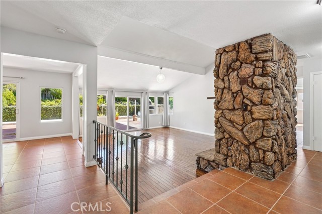 Image 6 of 40 For 1030 Danehurst Avenue
