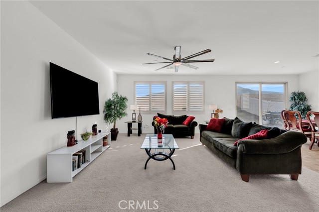 Detail Gallery Image 7 of 54 For 35140 Tavel St, Winchester,  CA 92596 - 5 Beds | 4 Baths