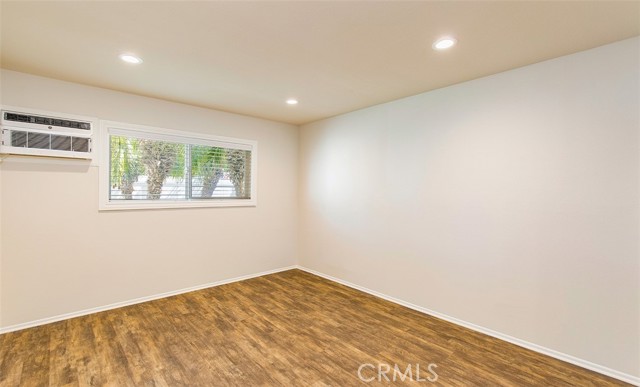 18641 Oriente Dr, Yorba Linda CA: https://media.crmls.org/medias/2bbbf1ee-9103-4417-bb94-88aa7d4aa2c6.jpg