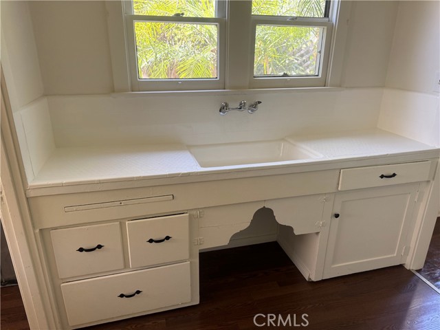 Detail Gallery Image 15 of 42 For 1960 Olive Way, Pasadena,  CA 91104 - 2 Beds | 1 Baths